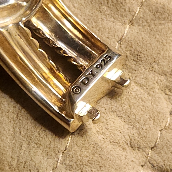 David Yurman | Diamond Labyrinth Link Bangle Bracelet - Size Medium - Picture 9 of 10
